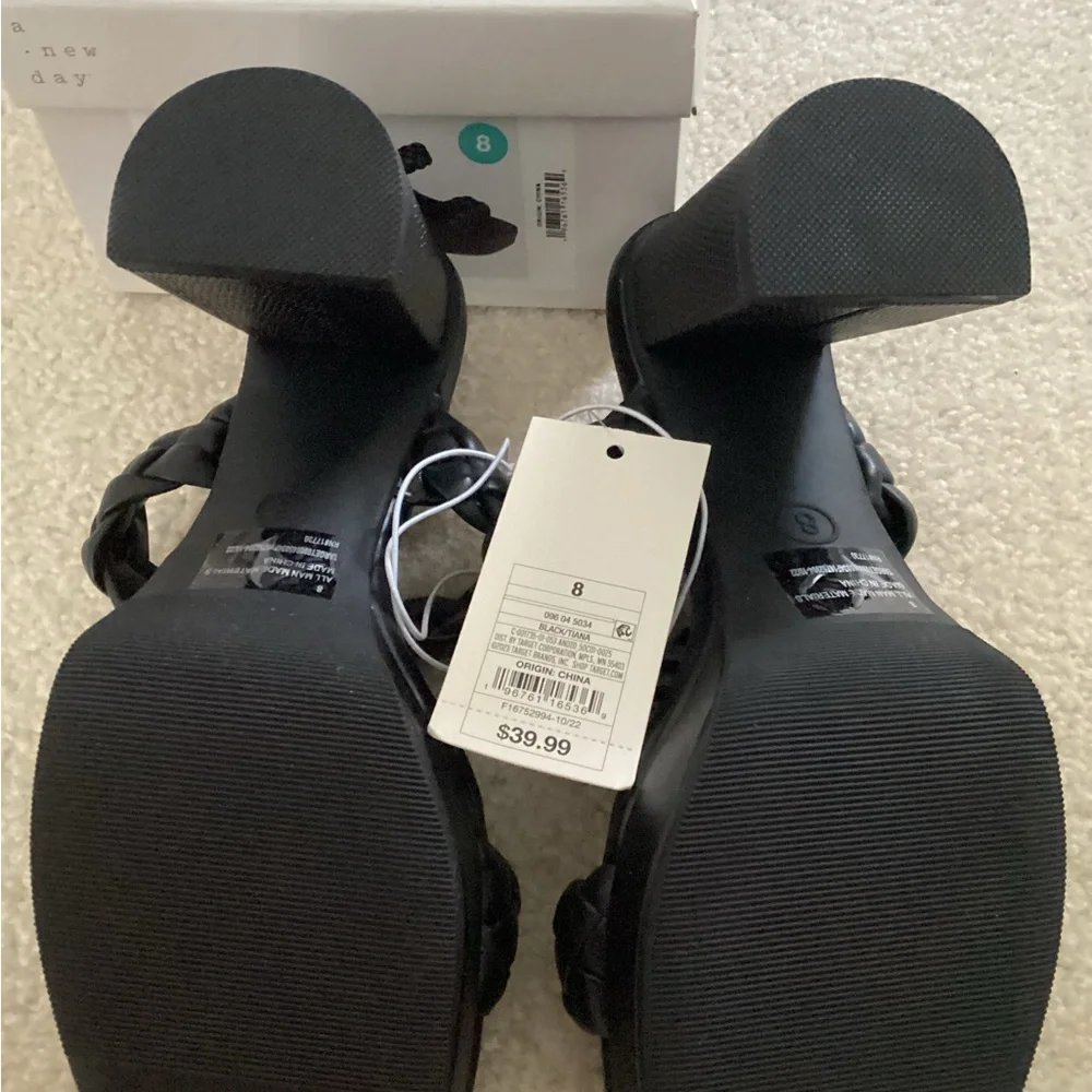 Black Braided Heeled Sandals Modern Block Heel (PRICEDROP) - Picture 4 of 4